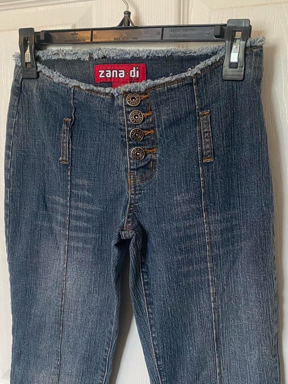 Zana Di Indigo Button-Front High-Rise Jeans